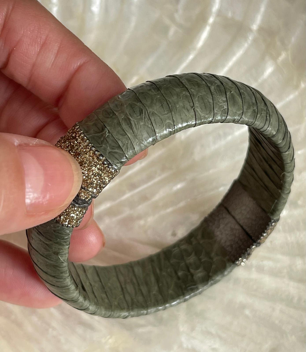 Bracelet Python